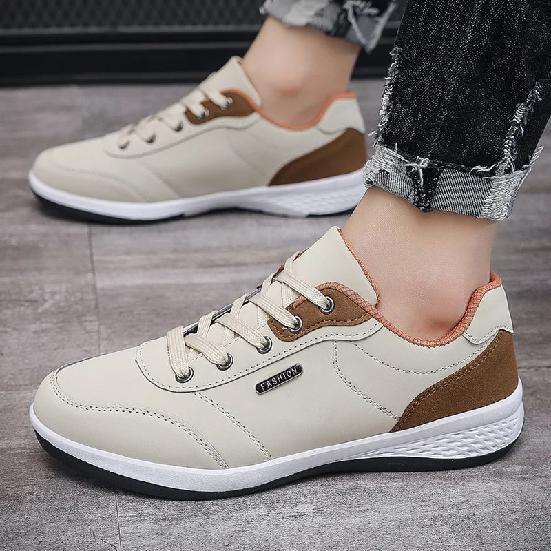 Tênis Casual Masculino em Couro - MOT011