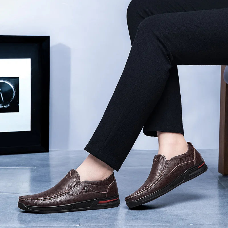 Sapatos Moda Homem em Couro Genuíno - MO033