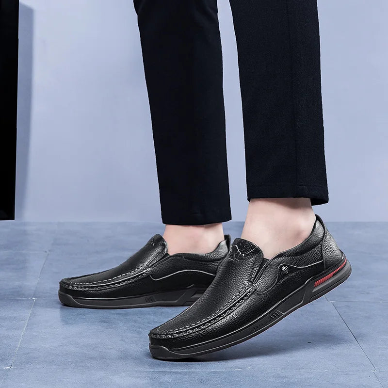 Sapatos Moda Homem em Couro Genuíno - MO033